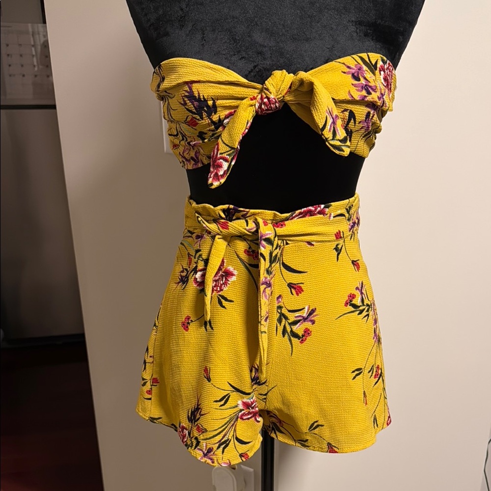 Forever 21 Yellow Floral Women Shorts